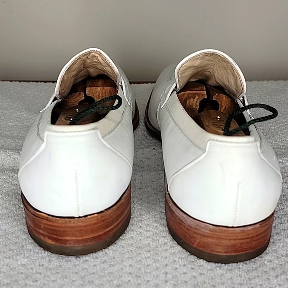 Allen Edmonds Riviera Tasseled Loafers Size 10.5 C White Allen Edmonds Riviera Tasseled Loafers Size 10.5 C White Shoes main image 3